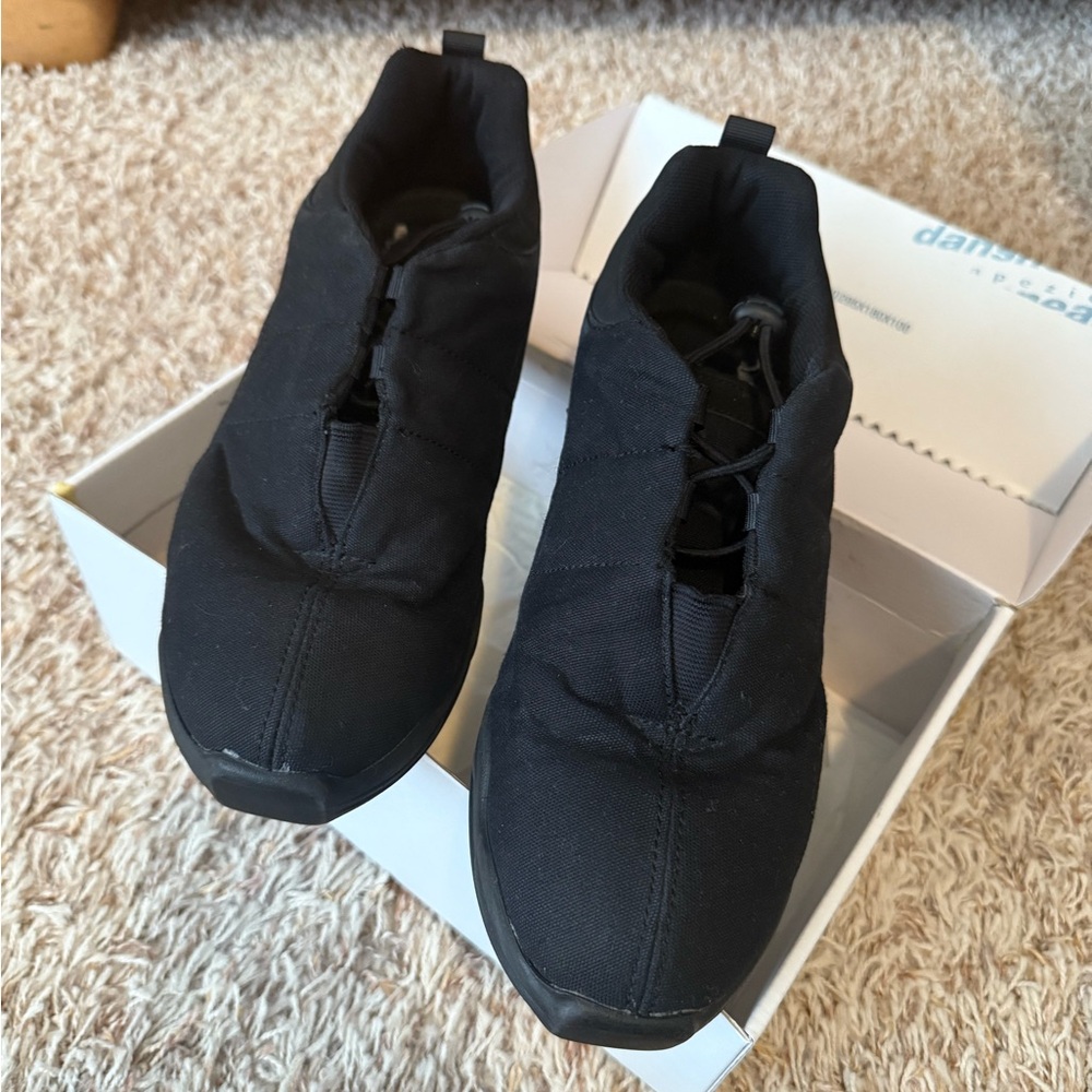 Capezio Black Toggle Sneakers
